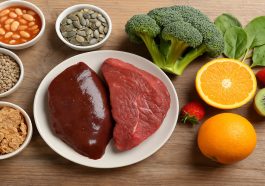 Obat Alternatif Penderita Anemia: Konsumsi Makanan Kaya Zat Besi dan Vitamin C