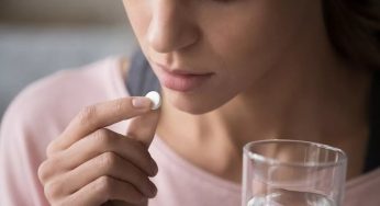 Obat Asam Lambung Antasida: Dosis dan Efek Samping Dalam Kandungan Obat